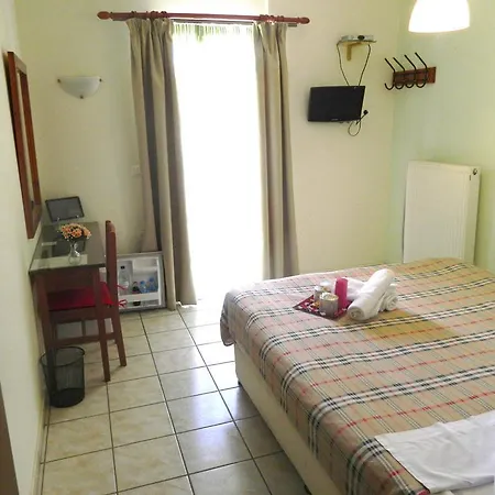 Peridromos Guest house
